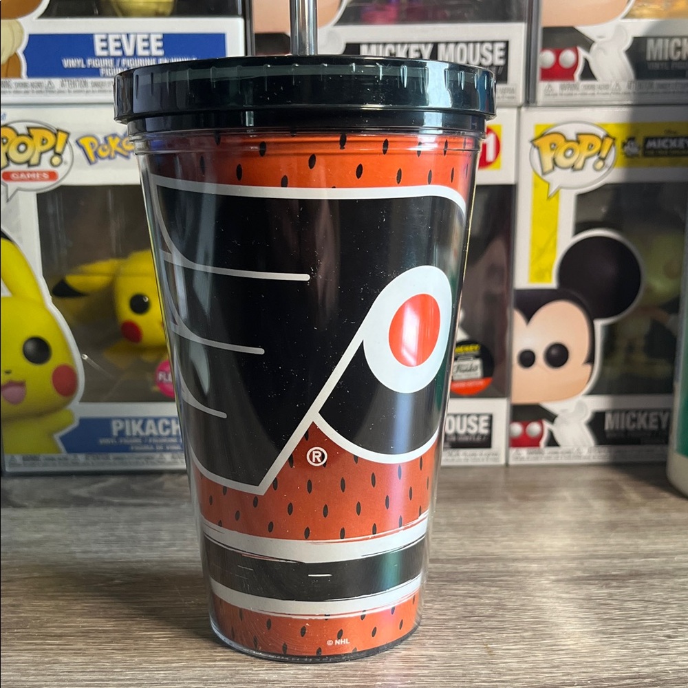 Philadelphia Flyers Tumbler with Straw